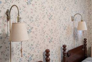 lot 11 image: Pair of Vintage Metal Wall Mounted Lamps