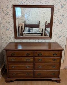 lot 12 image: Vintage Ethan Allen Cherry Wood Mirrored Dresser