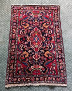 lot 126 image: Vintage Red Wool Accent Rug
