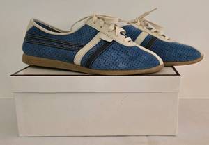 lot 84 image: Coach Ellie Sneakers