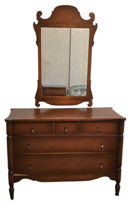 Lovely Vintage Bedroom Bureau & Mirror