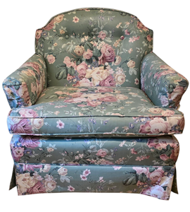 lot 143 image: Vintage Upholstered Floral Bedroom Reading Chair