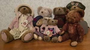 lot 154 image: Vintage Nisbet Zodiac Teddy Bear, Boyds Bears & More