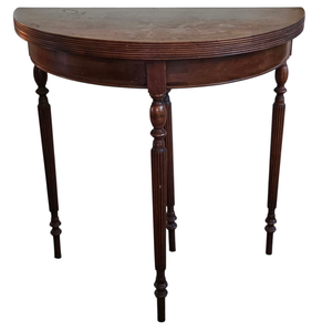 lot 208 image: Vintage DH Fritts & Co. Convertible Occasional Table