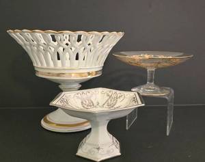 lot 271 image: Sparking Pedestal Dish Selection