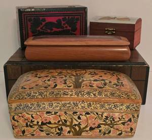 lot 374 image: Vintage Wooden Box Selection