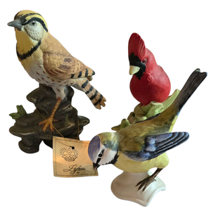 lot 385 image: Lefton & Goebel Bird Collection