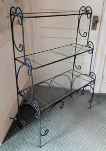 lot 14 image: Vintage Iron and Glass Tiered Display Shelf