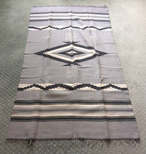 lot 184 image: Vintage South American Woven Wool Textile