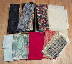 lot 174 image: Colorful Vintage Fabrics