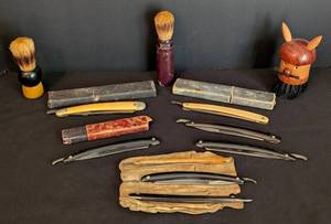 lot 175 image: Vintage Razors and Shaving Brushes