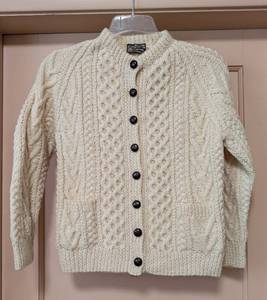 lot 219 image: Gaeltarra Vintage Hand Knit Wool Sweater