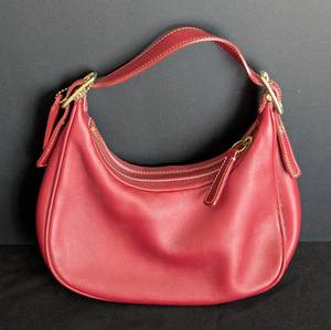 lot 226 image: Small Coach Red Leather Handbag