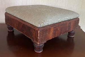 lot 254 image: Wooden Vintage Footstool