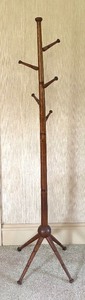 lot 265 image: Vintage Wooden Coat Tree