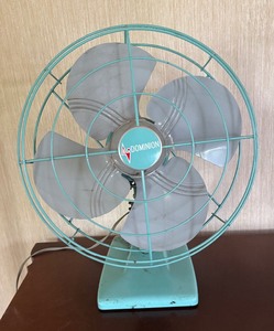 lot 342 image: Vintage Dominion Metal Desk Fan