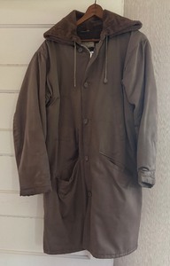 lot 348 image: Vintage L.L. Beau Size Medium Coat