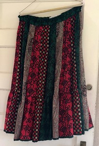 lot 349 image: Vintage Vicki Lynn Bardon Suttles and Seawinds Limited Skirt