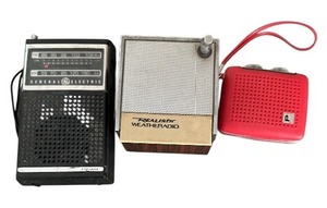 lot 365 image: Vintage Radios including 1970 Precor Pocket Micro 550 AM Transistor Radio, Vintage Realistic Weatheradio Cube12-181B and Vintage General Electric AM FM Transistor Radio