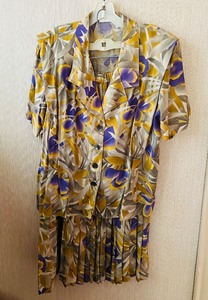 lot 300 image: Vintage Evan-Picone Floral Pattern Shirt and Dress Set