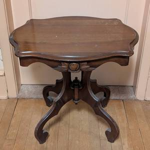 lot 236 image: Carved Mahogany Victorian Style Accent Table