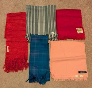 lot 250 image: Vintage Wool Scarves