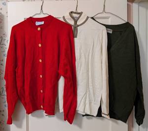 lot 325 image: Three Vintage Womens Wool Sweaters