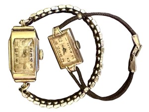 lot 391 image: Pair of Vintage Art Deco Watches with Metal Bands