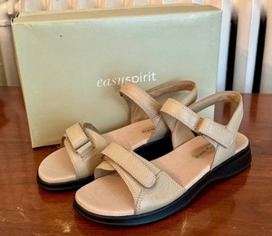 lot 400 image: Easy Spirit Beige Ankle Strap Sandals with Comfort Sole