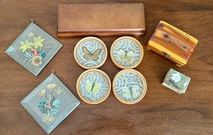 lot 409 image: Collection of Decor Items and Trinkets including Vintage Butterfly Coasters and Pressed Flowers