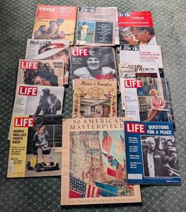lot 447 image: Random Assortment of Vintage Magazines