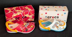 lot 473 image: Pair of McDonalds Happy Meal Crocs Keychains