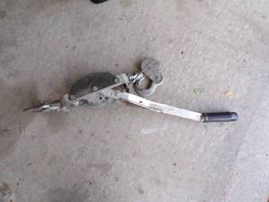 lot 18 image: Hand winch