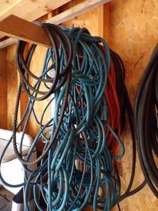lot 28 image: 3 Extension cord- blue, orange , black and belts