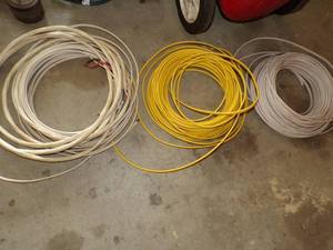 lot 56 image: Assortment of electrical wire
