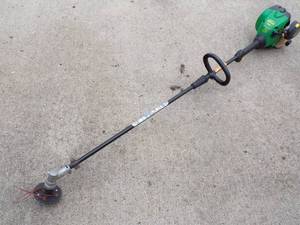 lot 81 image: Weed Eater String Trimmer