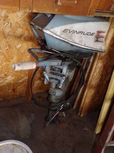 lot 89 image: Evinrude Fast Twin Motor
