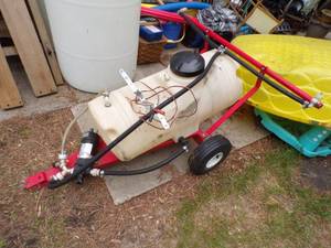 lot 93 image: Garden Sprayer