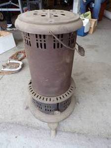 lot 130 image: Vintage Heater