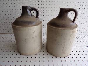 lot 132 image: Vintage Stoneware Crock Jugs