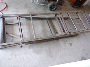 lot 138 image: Metal Frame