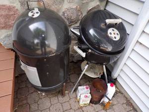 lot 149 image: Smoker and Charcoal Grill