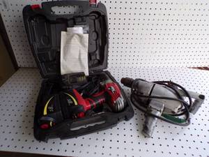 lot 164 image: 12 Drill and 18v cordless Drill set with case