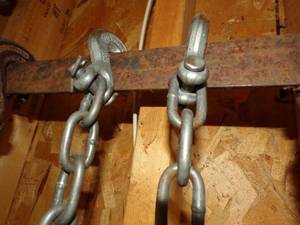 lot 182 image: Chain Approx 12