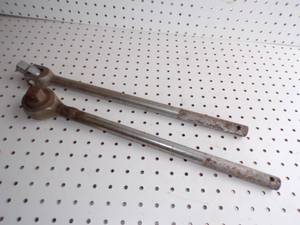 lot 226 image: 34 Ratchet and Braker Bar