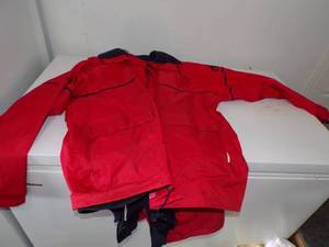 lot 260 image: Rain Suit- Coat and Big Size Lg