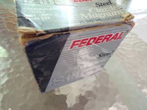 lot 319 image: Full box of 12Ga Shotgun Shells Total 25 Shells Ammo