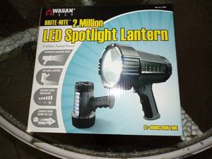 lot 324 image: LED Spot Light