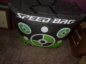 lot 363 image: Speed Bag Target