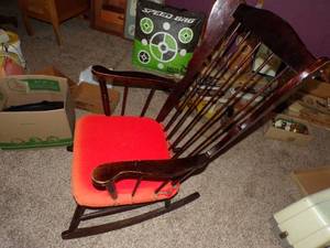 lot 455 image: Vintage Rocking Chair